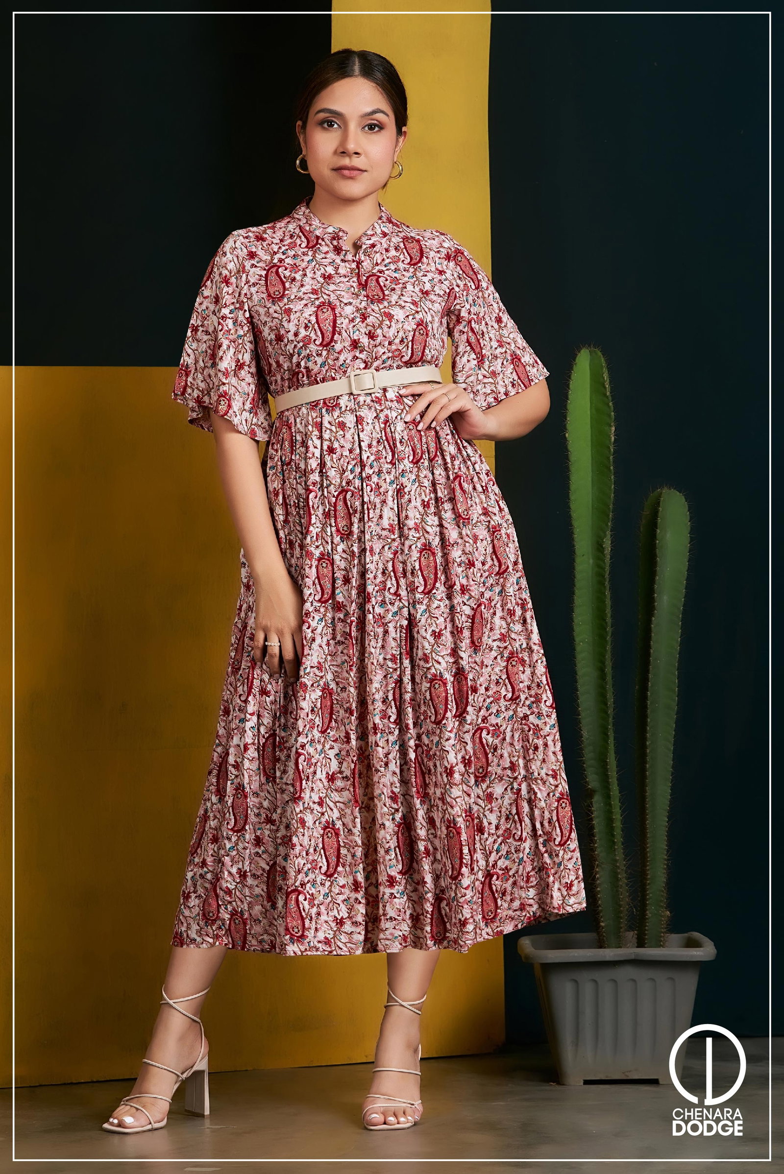 Hazel Midi Dress in Pink